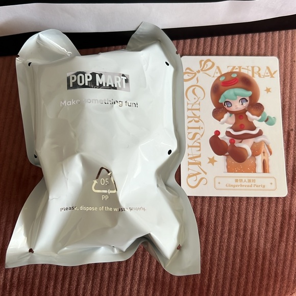 Azura Fantasy Warm Christmas Box - Gingerbread Party - Picture 2 of 2